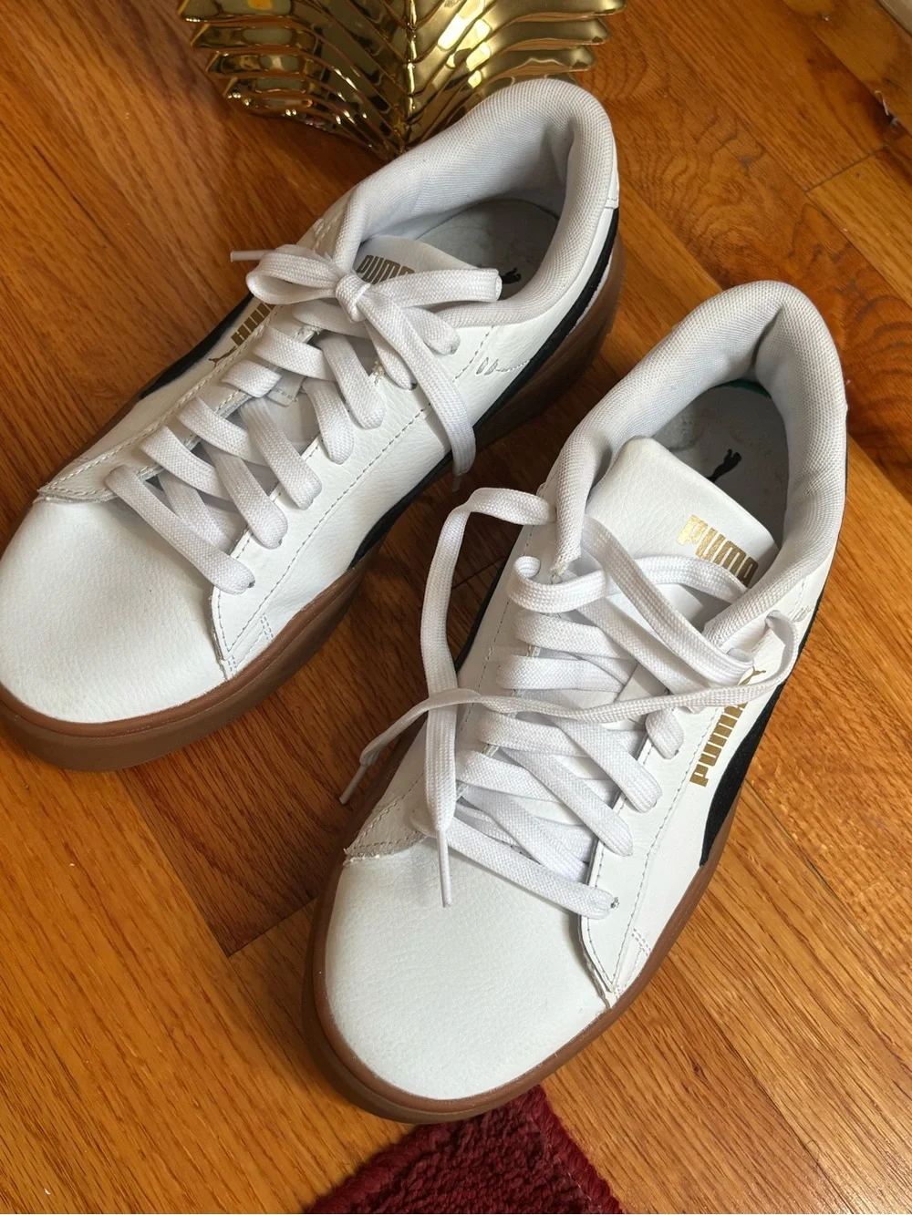 Puma White Sneakers with Black Stripe and Gum Sole